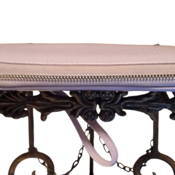 EUC Steve Madden Lavender Clutch Wallet. - Picture 5 of 8